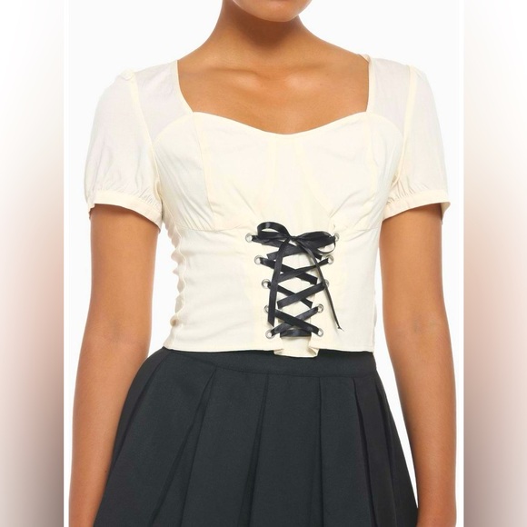 Hot Topic Tops - Hot Topic Ivory Corset Lace-Up Girls Crop Top